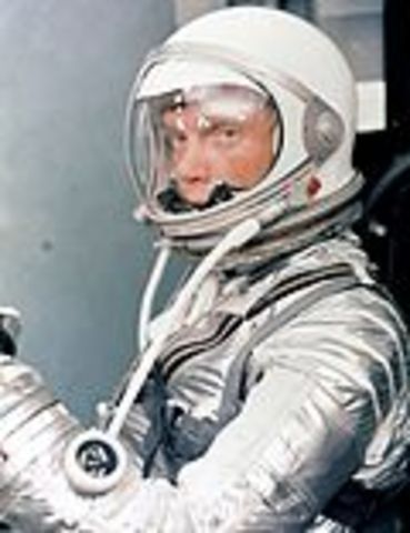 First American To Orbit Around Earth