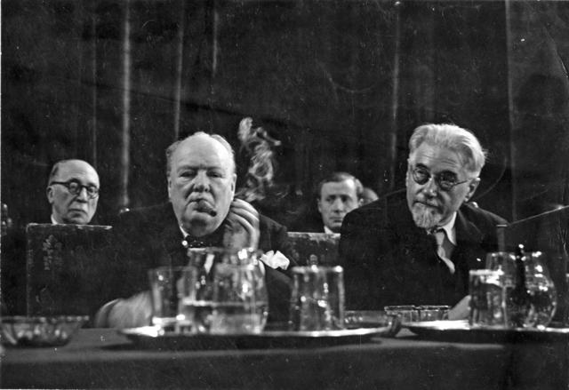 World War Two - The Hague Congress