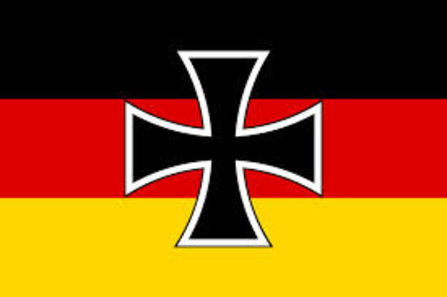 Weimar Republic established in Germany