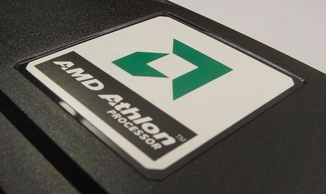ADM выпустила процессор Athlon K7