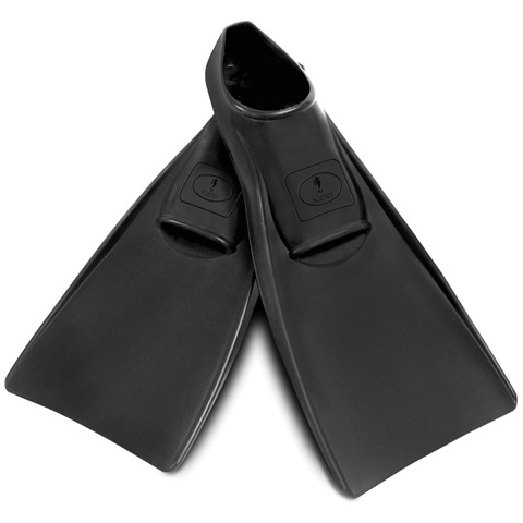 Invents a pair of swim fins