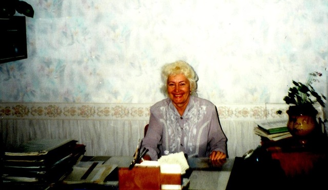 Ясли-сад "Бабочка", заведующая