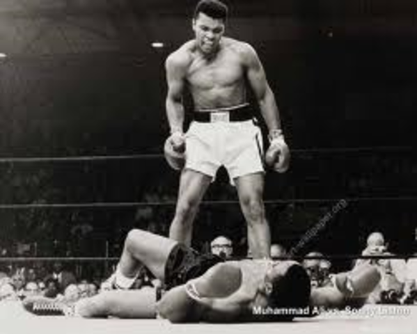 Muhammad Ali Becomes World Heavyweight Champion