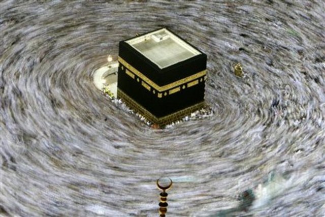 Muhammad declares Ka’ba sacred