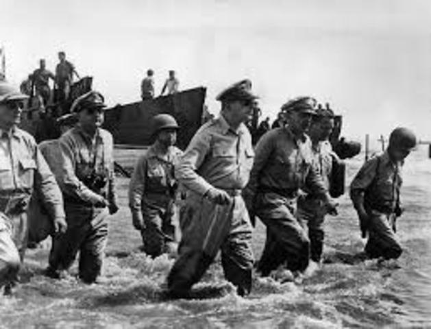Gen. Macarthur Returned to the Philippines(Leyte Gulf)