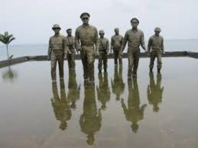 Gen Macarthur Returned to the Phillipines