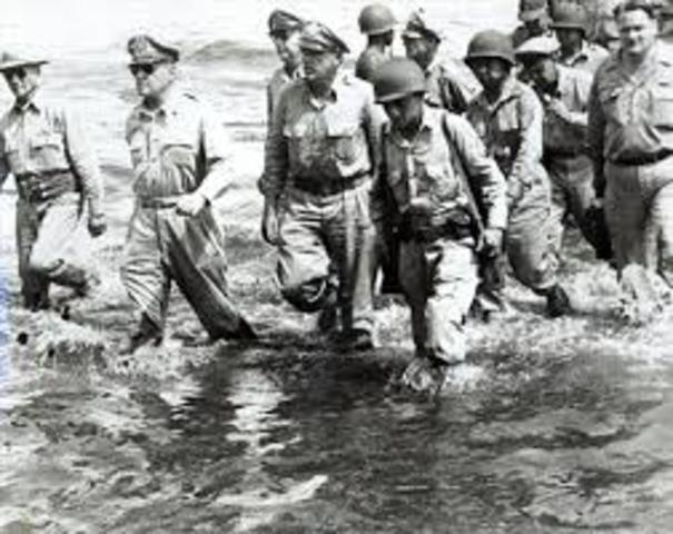 Gen. Macarthur Returned to the Phillipines