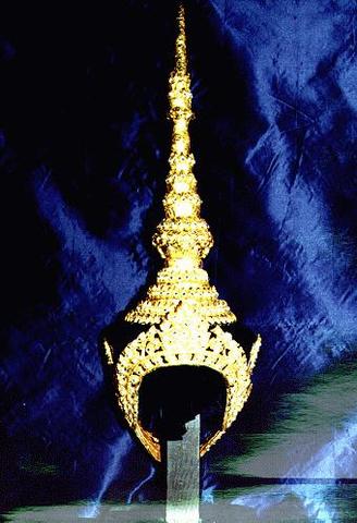 King Norodom Sihanouk steps down