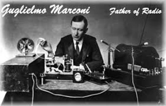 Marcaoni sends the first radio signal in Italy.