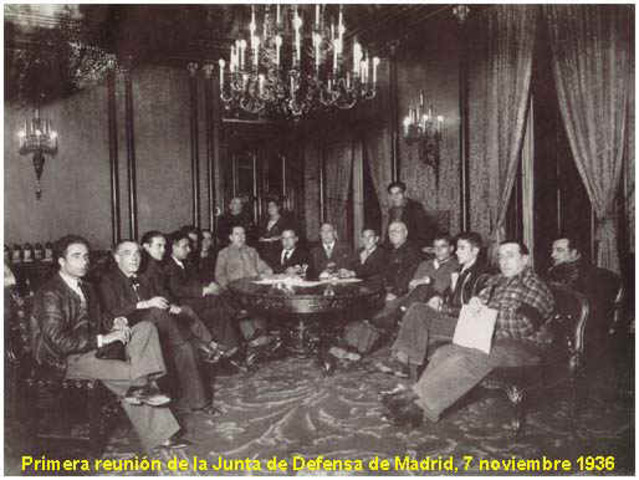 Creacion de la Junta de Defensa de Madrid