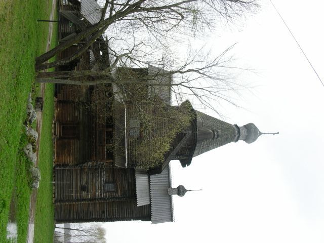 Возведение деревянной церкви