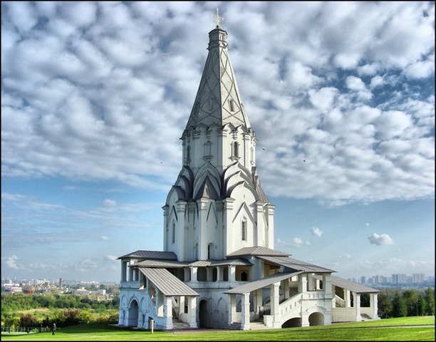 Начало строительства храма