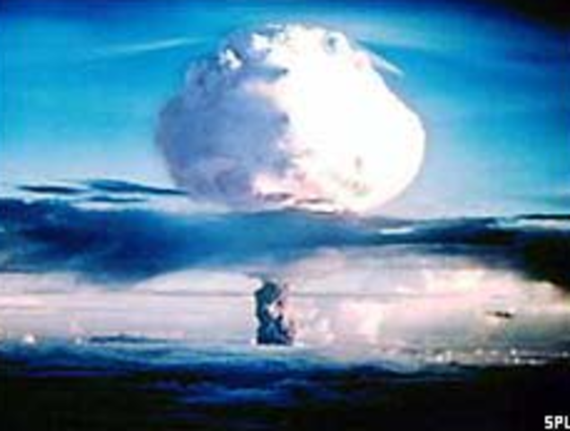 US Explodes first Hydrogen Bomb