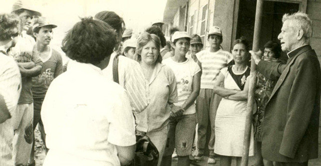 Inicia su Labor social para con quienes no possen una vivienda digna.