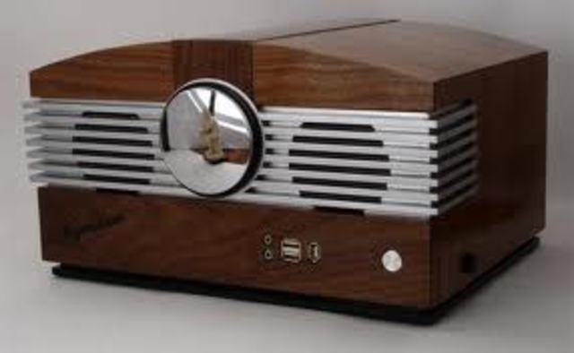 World War II, the FM radio broadcast was introduced in Germany