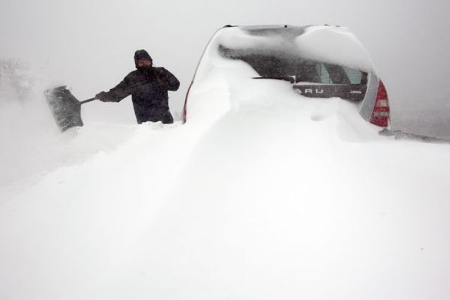 North American Blizzards Hits Chicago