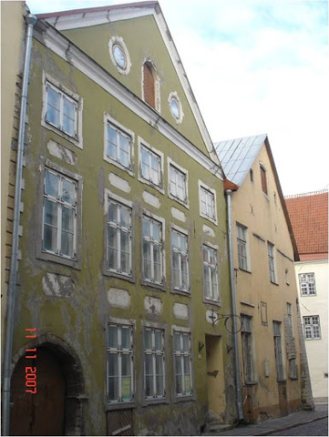 Школа переежает на новое место.