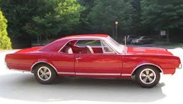 Oldsmobile Cutlass