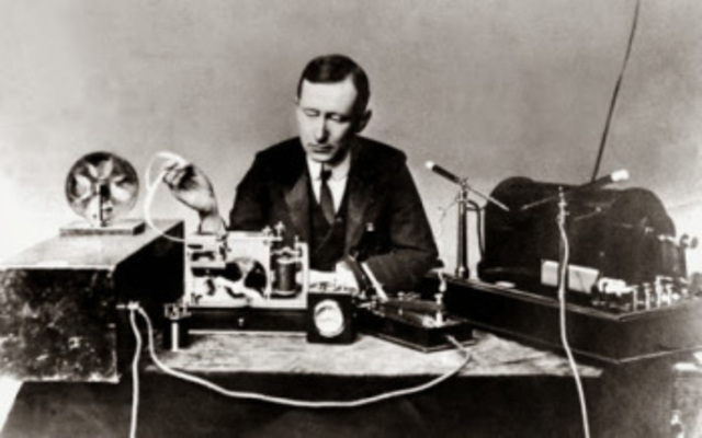 Ασύρματο τηλέγραφο - Βήμα για ραδιόφωνο