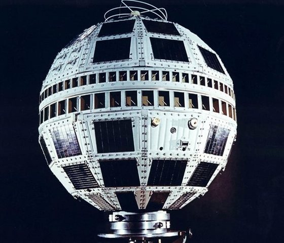 Ο πρώτος εμπορικός δορυφόρος Τelestar