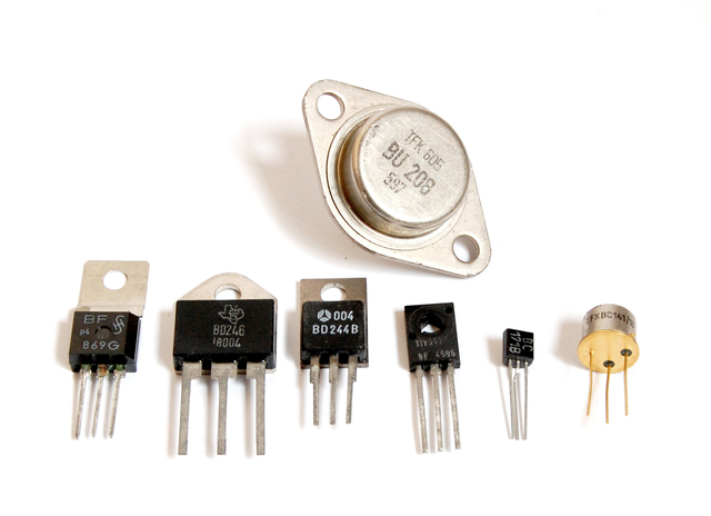Inventan el transistor