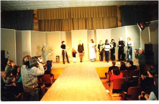 Театр мод в НИПТе