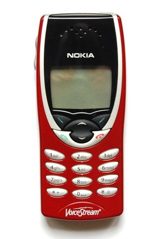 1999 Nokia 8210