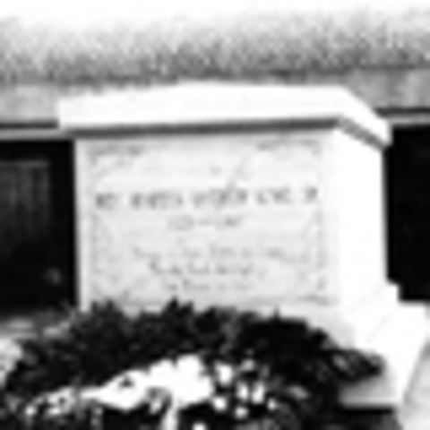 April, 4th 1968 dr. king assassined and dided