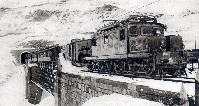 Electrificación del tramo Ujo-Busdongo