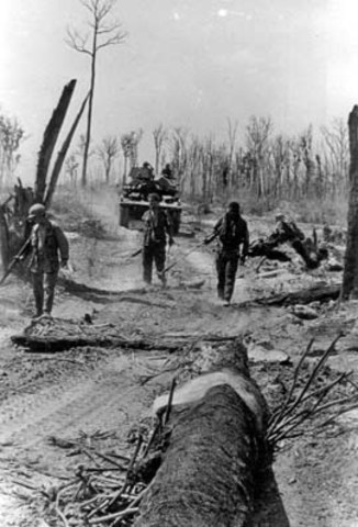 France Battles the Vietminh