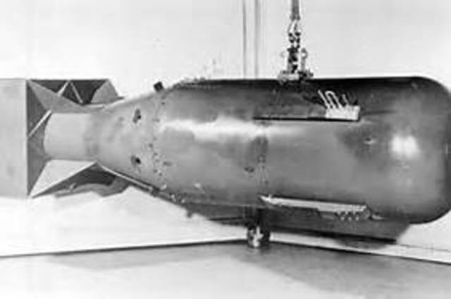 FIrst Atomic bomb dropped