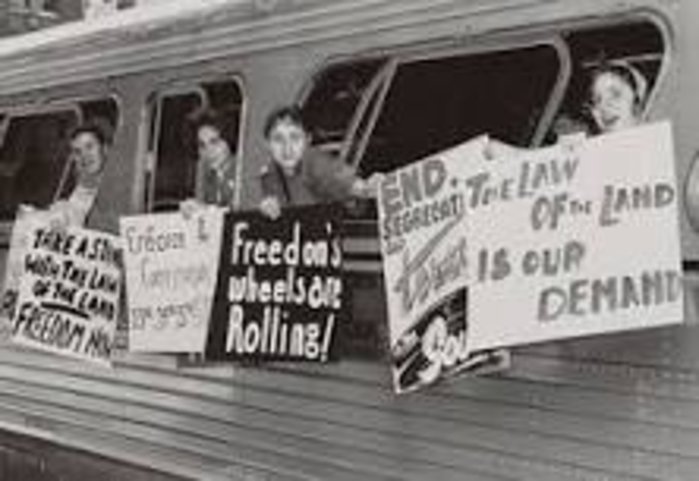 Freedom Riders attacked in Anniston,AL