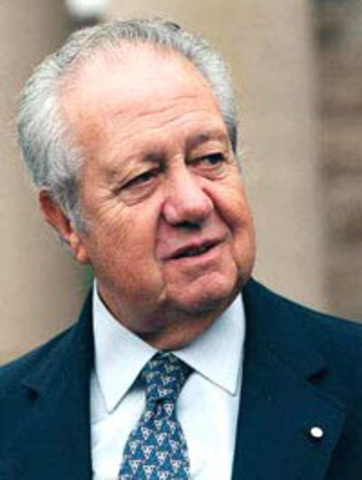 Adolfo Suárez nombrado honorís causa