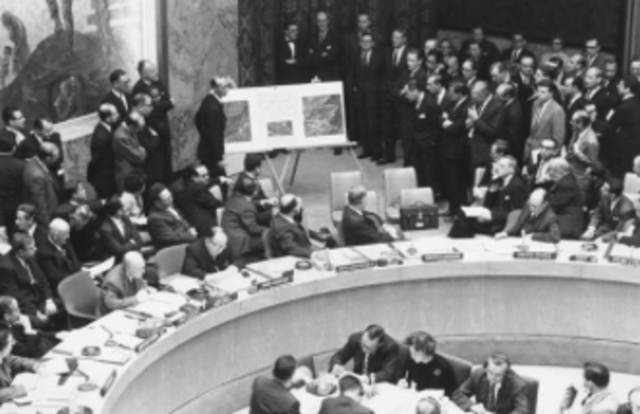 Cuba in the Cold War .