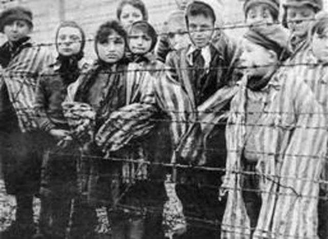 Nazis begin rounding up Jews for labor camps