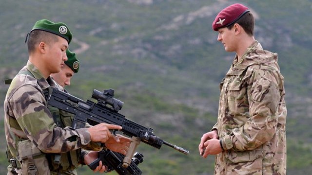 France Breaks Realations With Britain