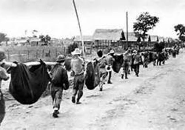 Philippines fall to Japanese – Bataan Death March