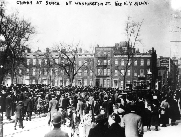 Over 100,000 people stream through temporary 26th Street Pier morgue
