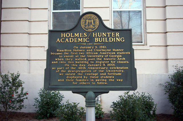 Hamilton Holmes and Charlayne Hunter to UGA