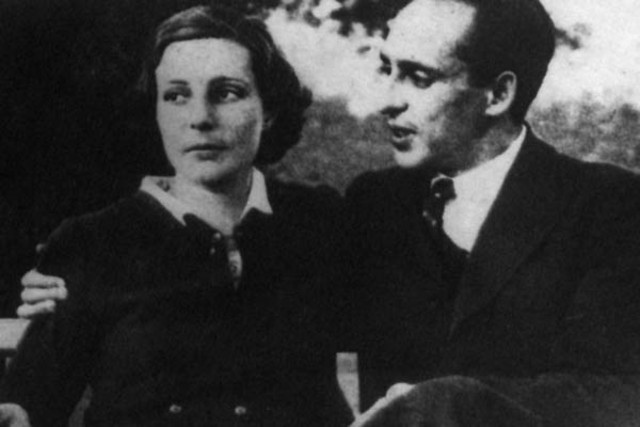 Descubrimiento por S. Ochoa  y M. Grunberg-Manago  de la polinucleótido fosforilasa y de la síntesis in vitro del ARN.