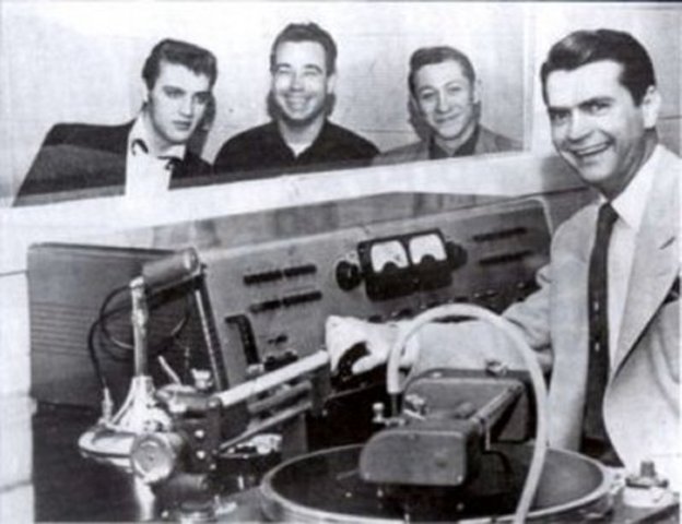 Scotty Moore opens Sun Studios