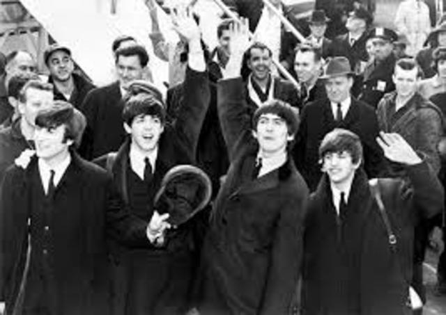 The Beatles Come to America