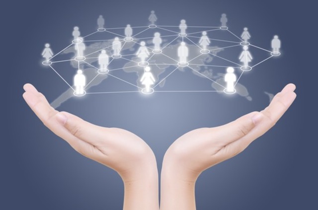 Общение в реальном времени.