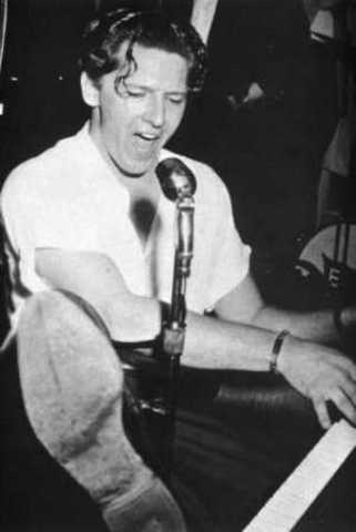 Jerry Lee Lewis born