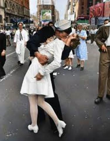 V-J Day, Japan surrenders to Allied Forces