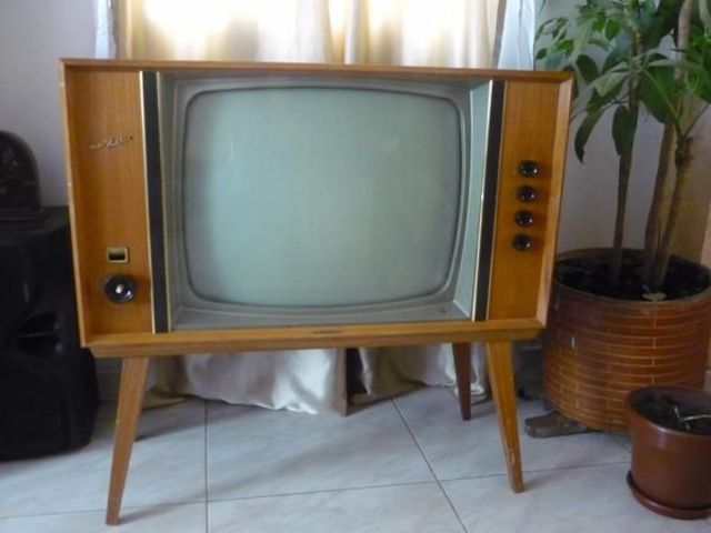 TELEVISOR