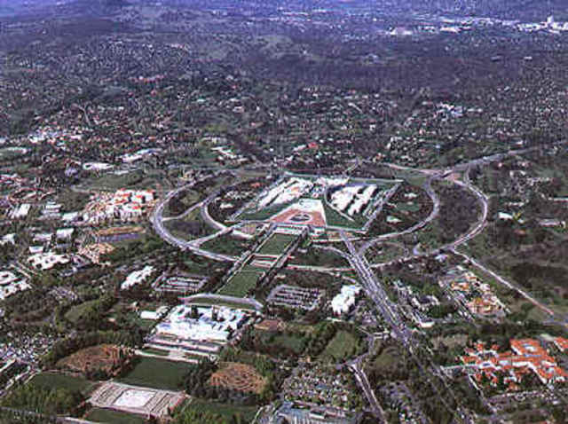 Canberra becomes national capital