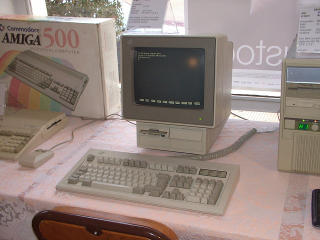 PRIMEROS COMPUTADORES