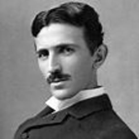 Nikolas Tesla utilizes AC currents