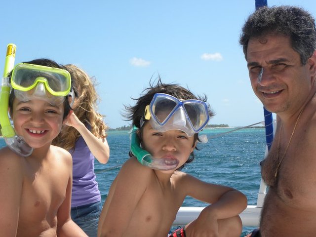 fuin a Puerto Rico y a Miami